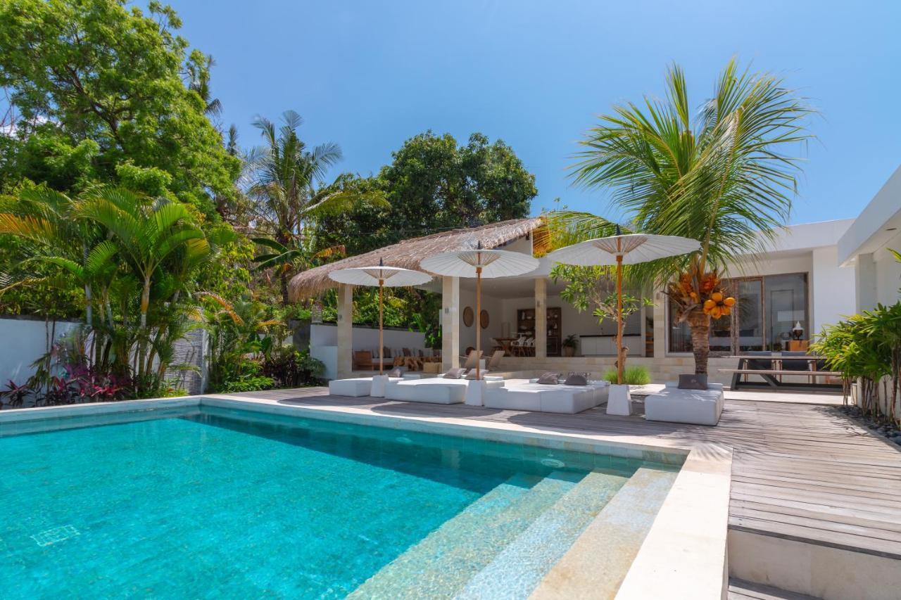 Villa Rasa Senang, With Private Cook And Pool Karangasem Dış mekan fotoğraf