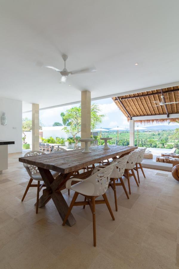 Villa Rasa Senang, With Private Cook And Pool Karangasem Dış mekan fotoğraf