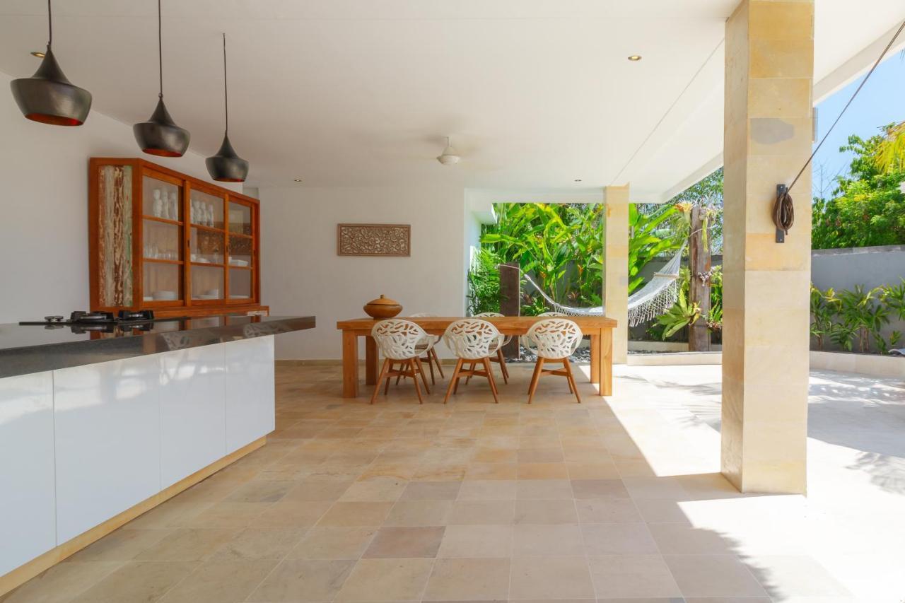 Villa Rasa Senang, With Private Cook And Pool Karangasem Dış mekan fotoğraf